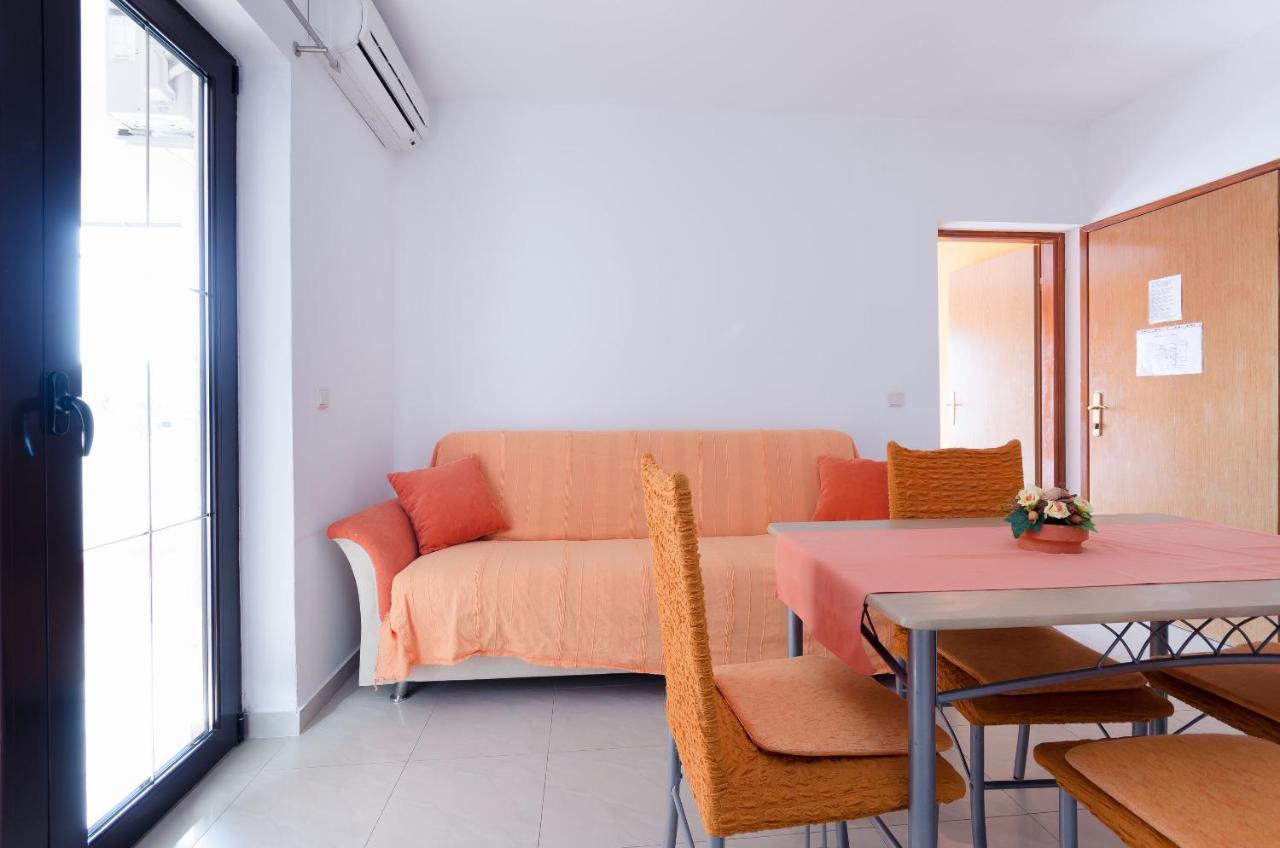Apartments Helena 洛帕 外观 照片