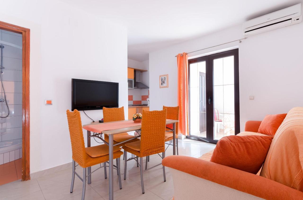 Apartments Helena 洛帕 外观 照片