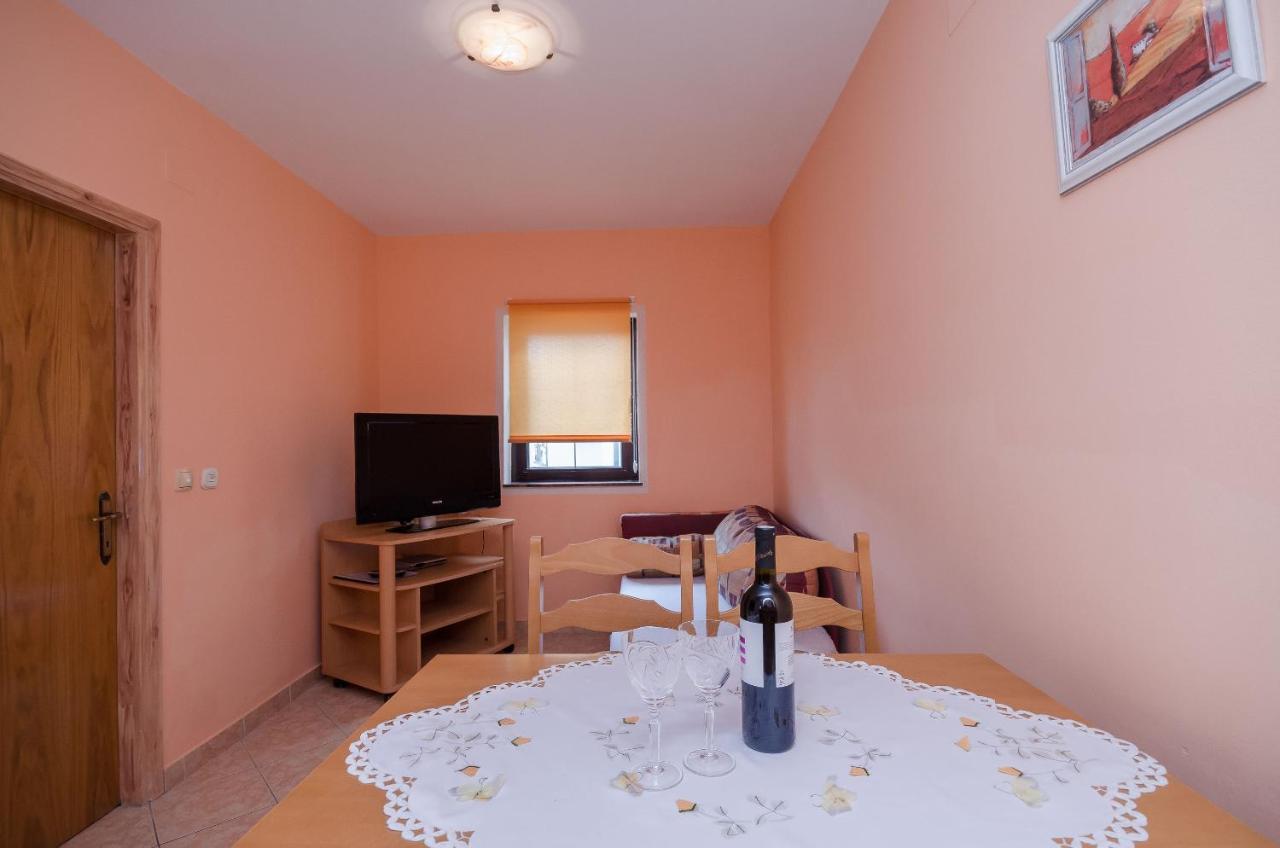 Apartments Helena 洛帕 外观 照片